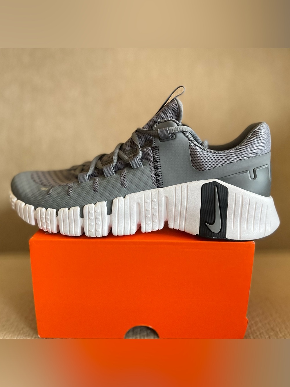 Size 11.5 - Nike Free Metcon 5 Smoke Grey Workout Shoes DV3949-003 Men’s NEW